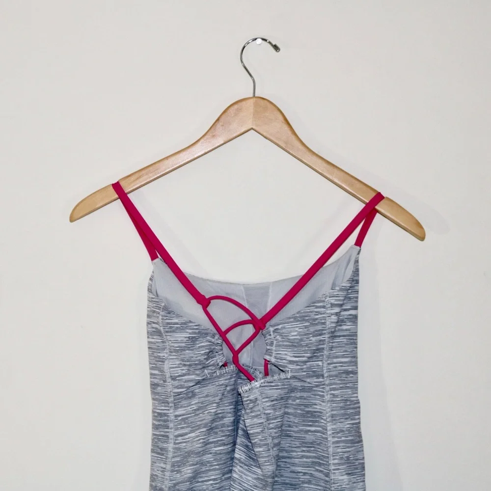 Lululemon Dancing Warrior Tank (Wee Are From Space Silver Spoon/Jewelled Magent)